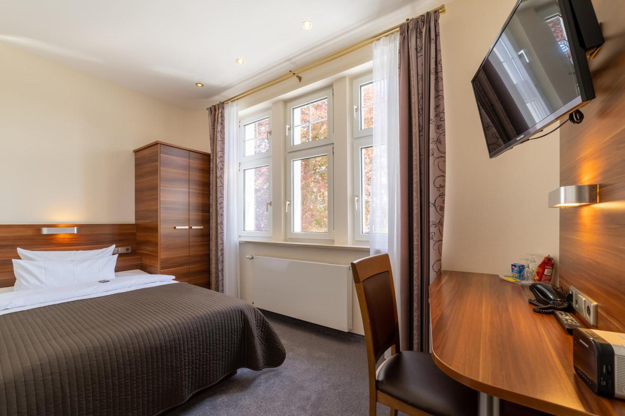 Hotel Schoengarten Garni Lindau  Bagian luar foto