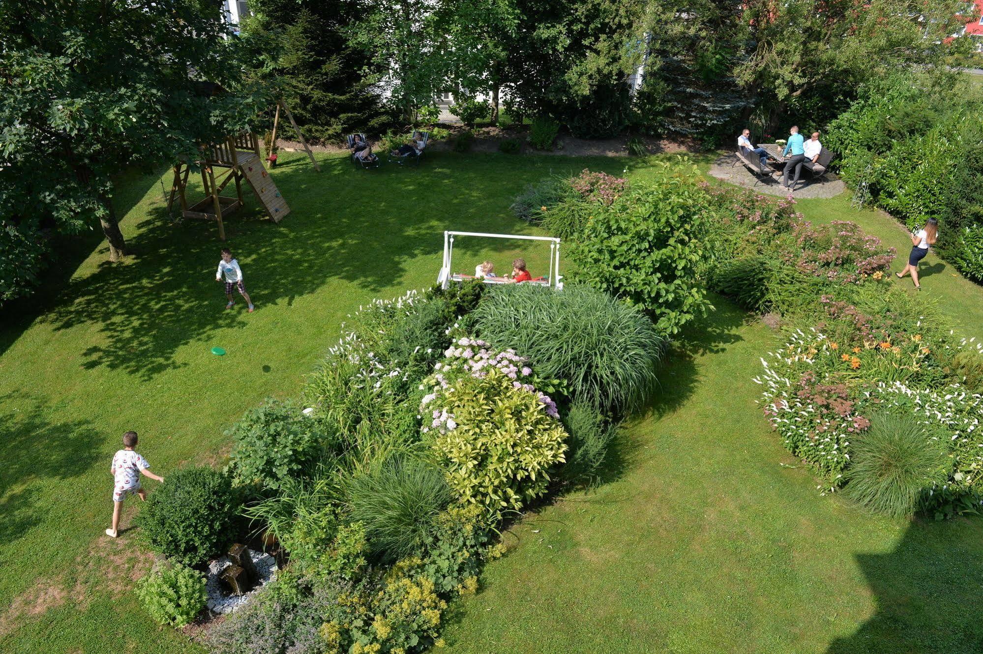Hotel Schoengarten Garni Lindau  Bagian luar foto